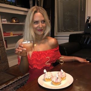 Meet your Posher, Ali